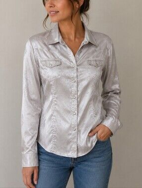 VTG ADOBE ROSE Liquid Silver Crinkle Satin Snap Long Sleeve Shirt
